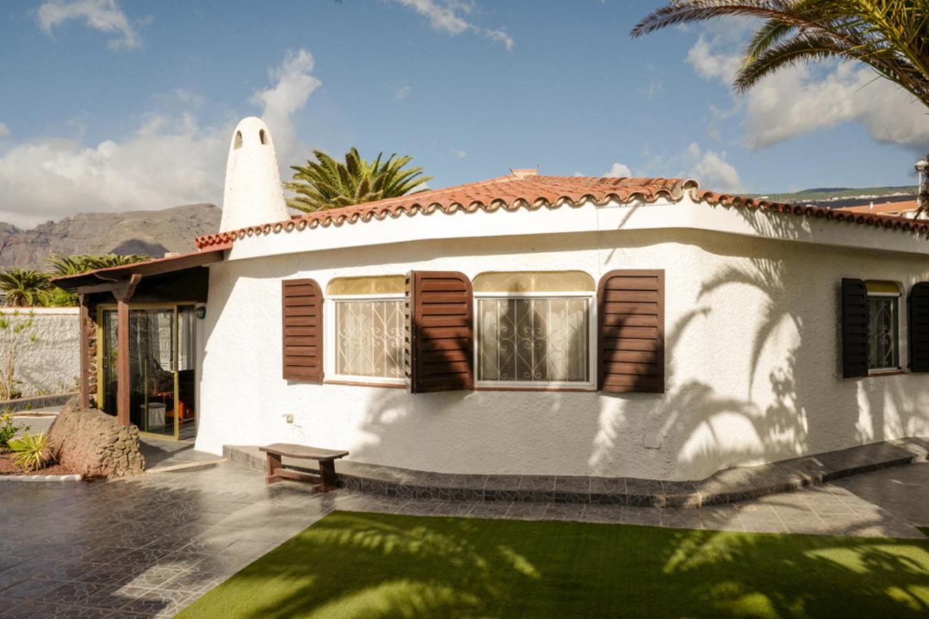 Amazing Garden Villa 푸에르토 데 산티아고 외부 사진